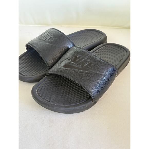 Nike Mens Benassi JDI Slides 8 Black Slides Slip On Beach Travel - Picture 3 of 5